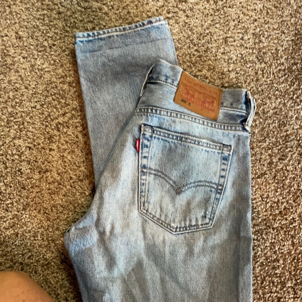 Levis